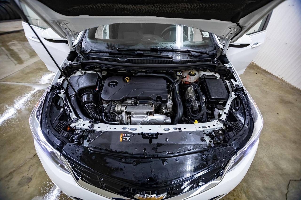 2018 Chevrolet Cruze LT RS BCam Red Deer AB