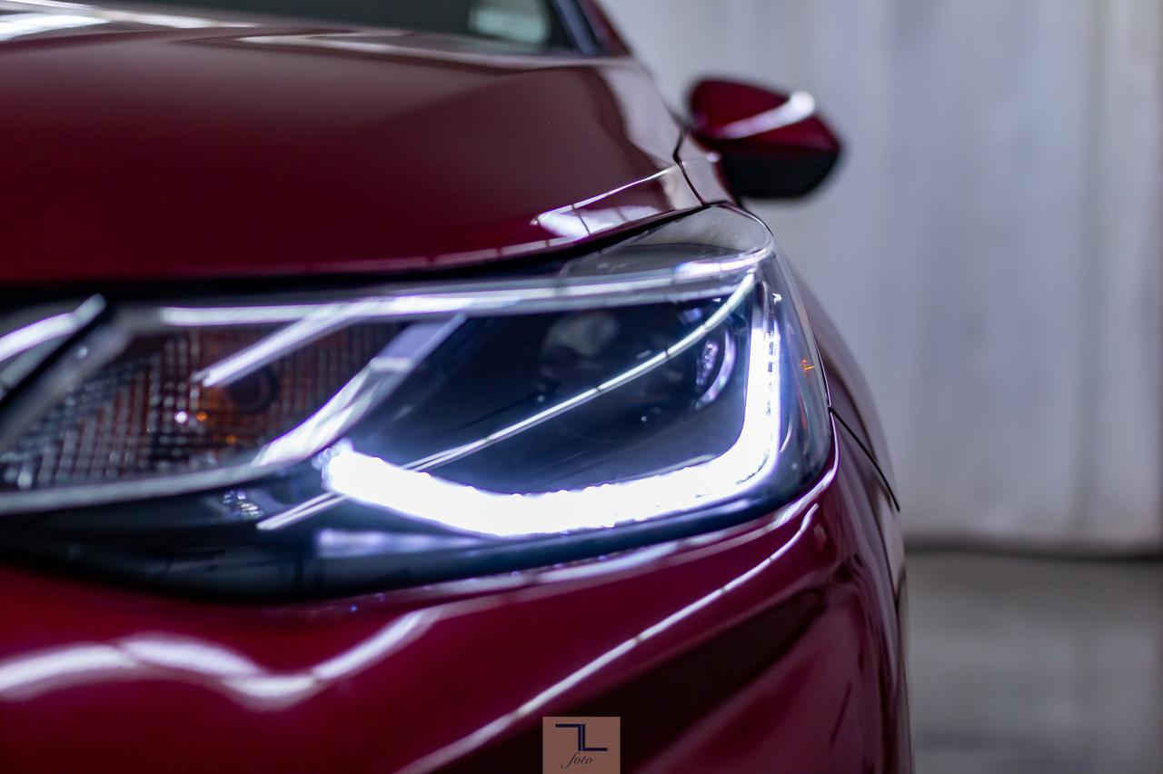 2018 Chevrolet Cruze LT Roof BCam Red Deer AB