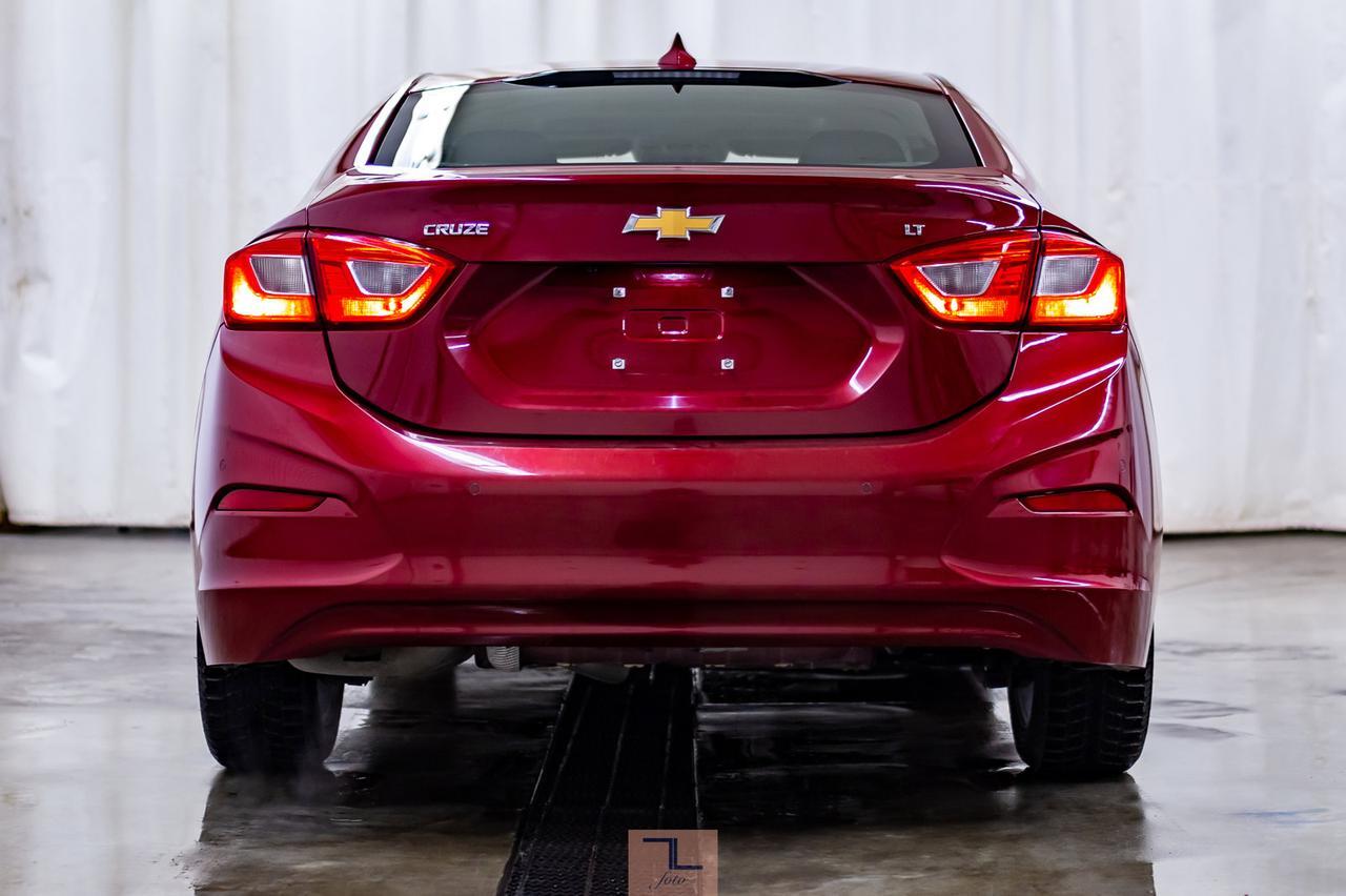 2018 Chevrolet Cruze LT Roof BCam Red Deer AB