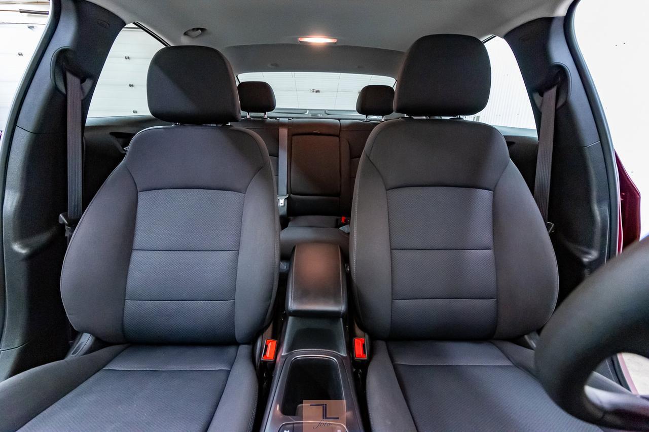 2018 Chevrolet Cruze LT Roof BCam Red Deer AB