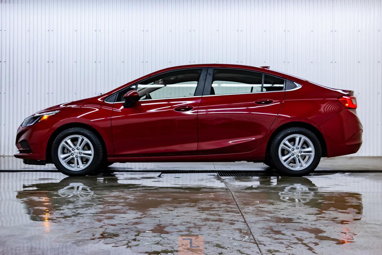 2018 Chevrolet Cruze LT Roof BCam Red Deer AB