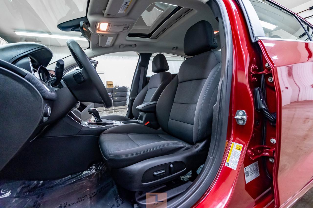 2018 Chevrolet Cruze LT Roof BCam Red Deer AB