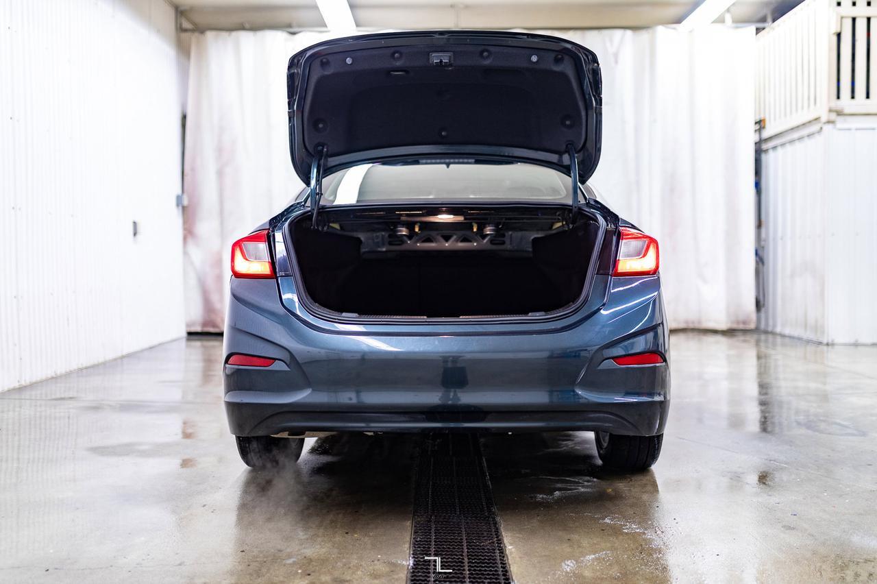 2018 Chevrolet Cruze LT Roof BCam Red Deer AB