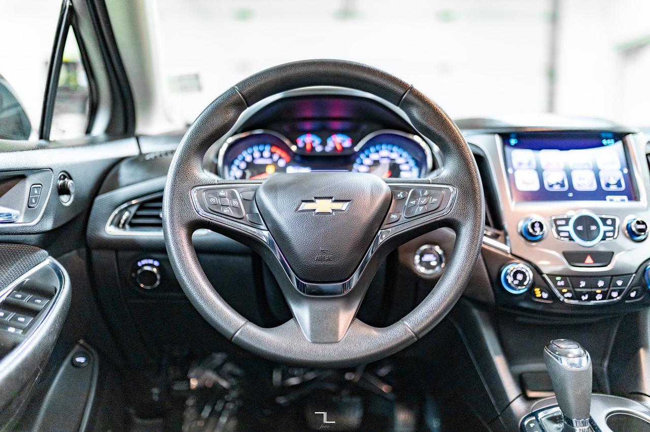 2018 Chevrolet Cruze LT Roof BCam Red Deer AB