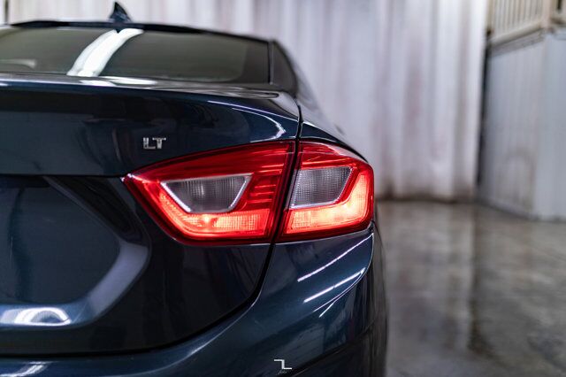 2018 Chevrolet Cruze LT Roof BCam Red Deer AB