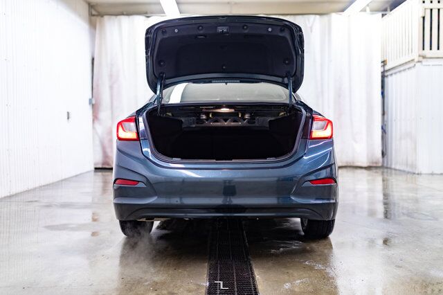 2018 Chevrolet Cruze LT Roof BCam Red Deer AB