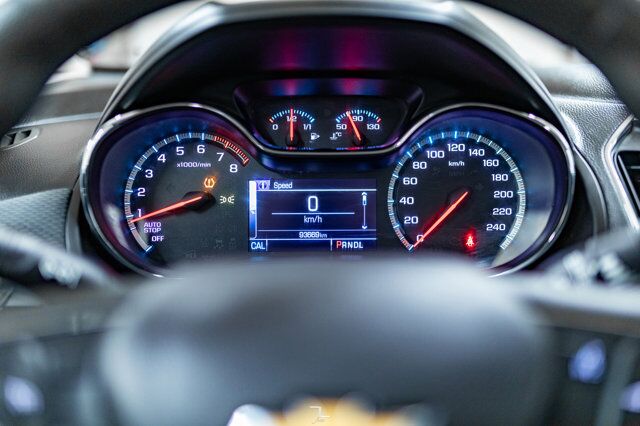 2018 Chevrolet Cruze LT Roof BCam Red Deer AB