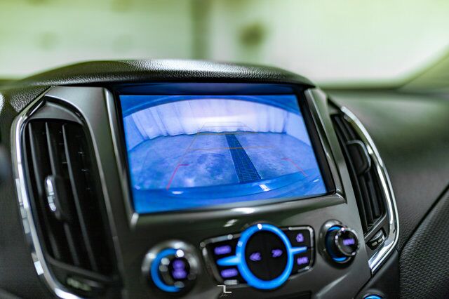 2018 Chevrolet Cruze LT Roof BCam Red Deer AB