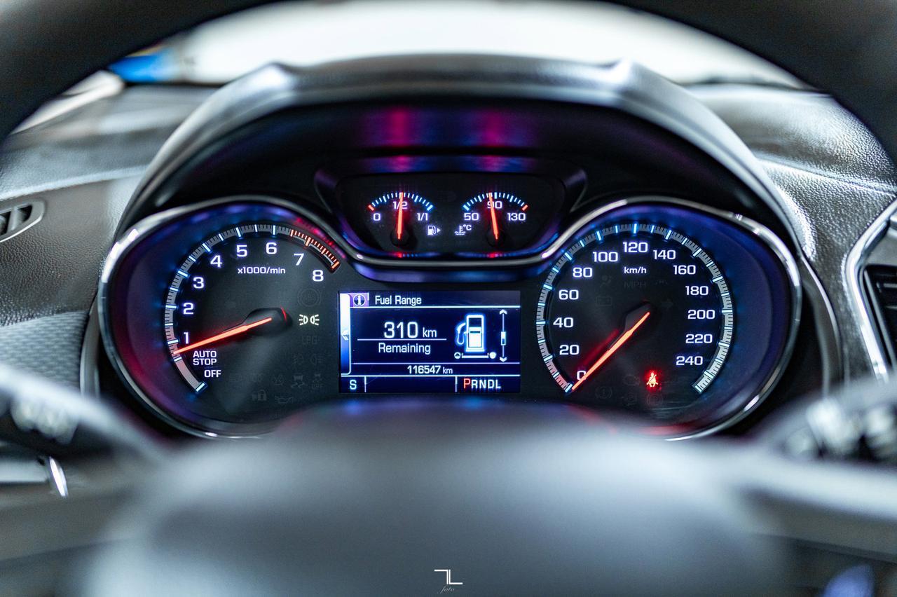 2018 Chevrolet Cruze LT Roof BCam Red Deer AB