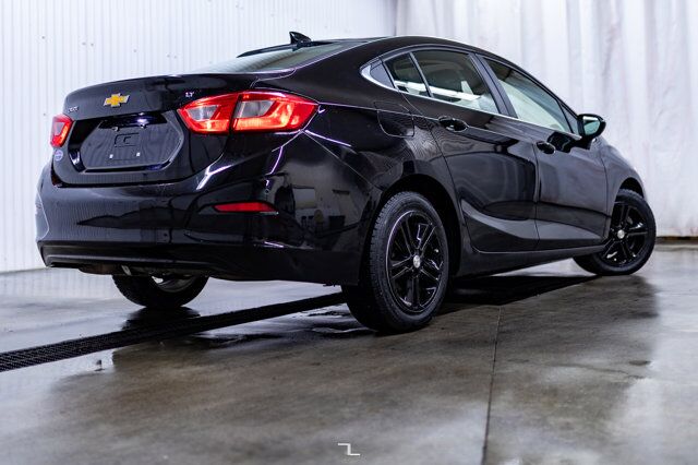 2018 Chevrolet Cruze LT Roof BCam Red Deer AB