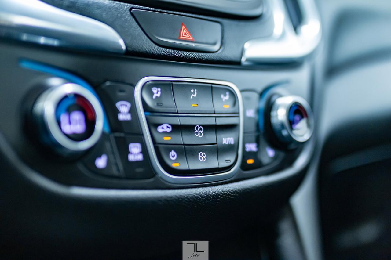 2018 Chevrolet Equinox AWD LT Roof BCam Red Deer AB