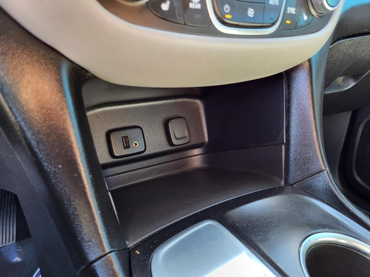 2018 Chevrolet Equinox FWD 4dr LT w/1LT Beeville TX