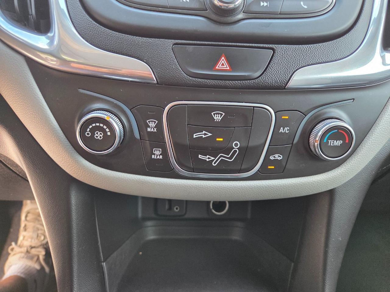 2018 Chevrolet Equinox LS Charlton MA