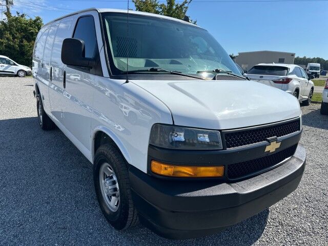 2018 Chevrolet Express 2500 Cargo Van w/ Bin Package