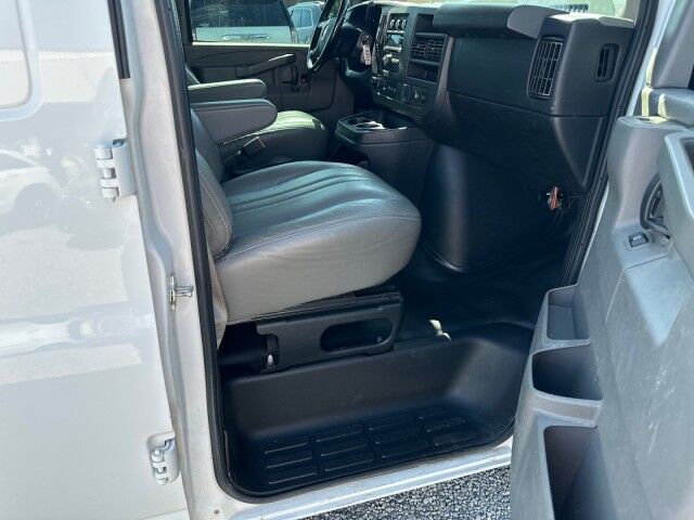 2018 Chevrolet Express 2500 Cargo Van w/ Bin Package Ashland VA