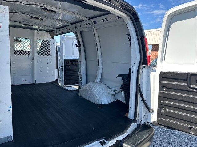 2018 Chevrolet Express 2500 Cargo Van w/ Bin Package Ashland VA