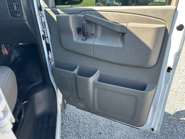 2018 Chevrolet Express 2500 Cargo Van w/ Bin Package Ashland VA