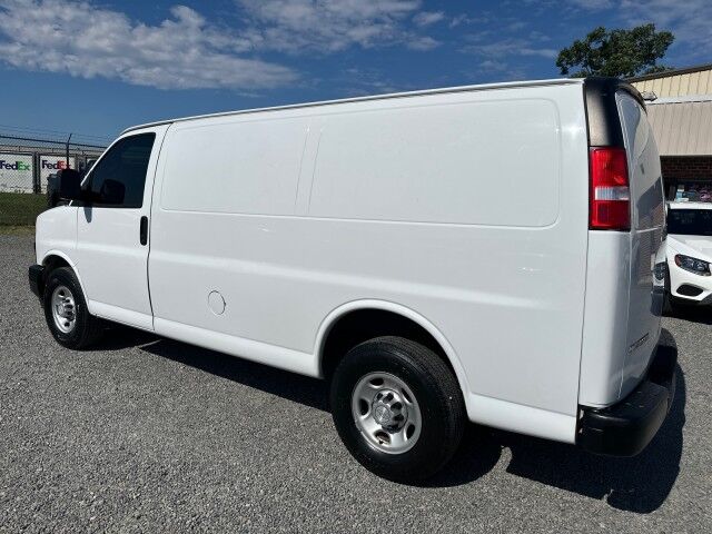 2018 Chevrolet Express 2500 Cargo Van w/ Bin Package Ashland VA