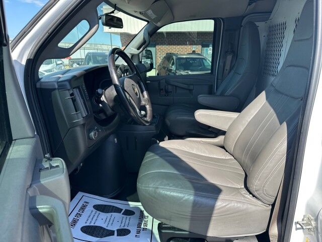 2018 Chevrolet Express 2500 Cargo Van w/ Bin Package Ashland VA