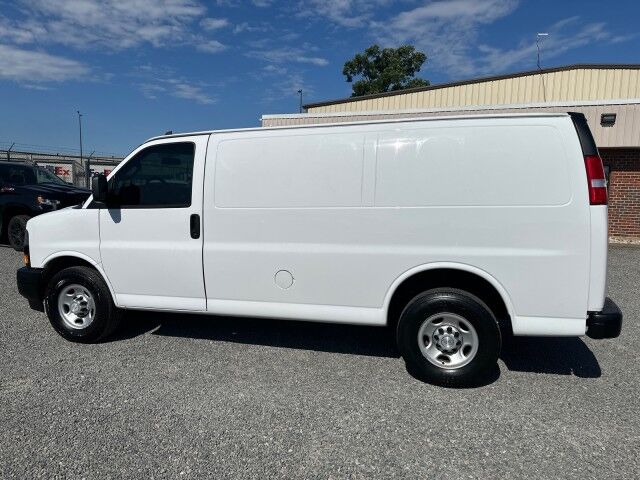 2018 Chevrolet Express 2500 Cargo Van w/ Bin Package Ashland VA