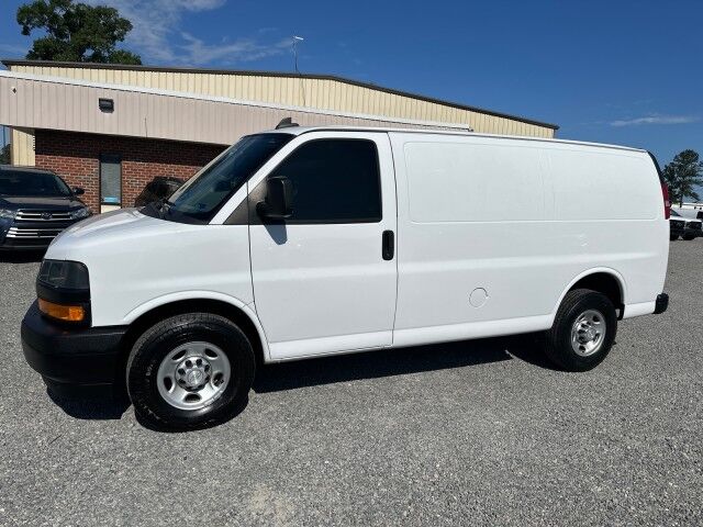 2018 Chevrolet Express 2500 Cargo Van w/ Bin Package