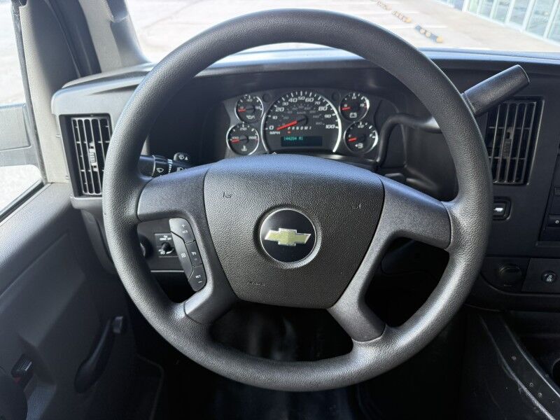 2018 Chevrolet Express 3500 10' Box Van Collinsville OK