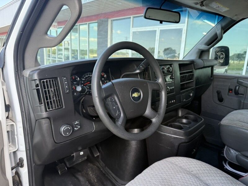 2018 Chevrolet Express 3500 10' Box Van Collinsville OK