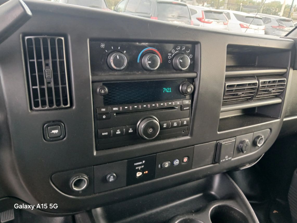 2018 Chevrolet Express 3500 Cargo Extended Van 3D Maitland FL