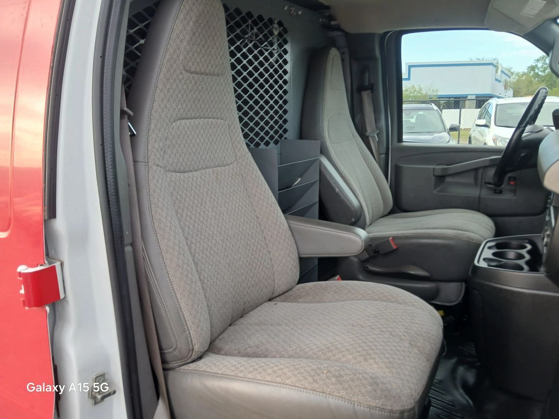 2018 Chevrolet Express 3500 Cargo Extended Van 3D Maitland FL