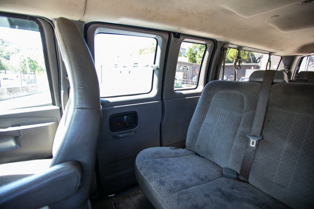 2018 Chevrolet Express 3500 LT photo 20