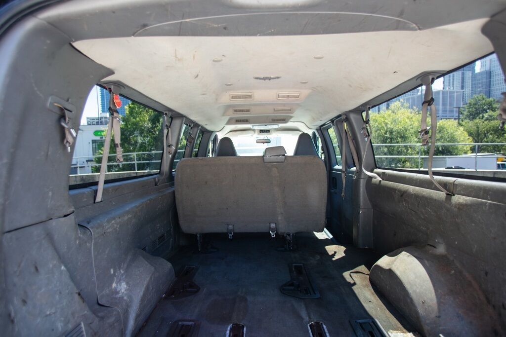 2018 Chevrolet Express 3500 LT photo 28