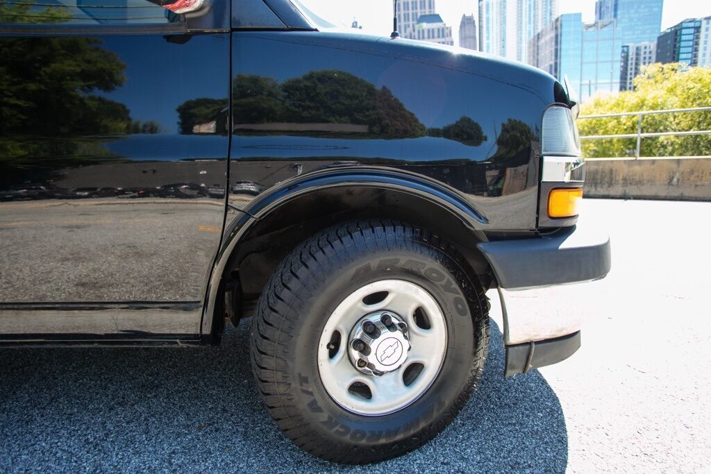 2018 Chevrolet Express 3500 LT photo 8