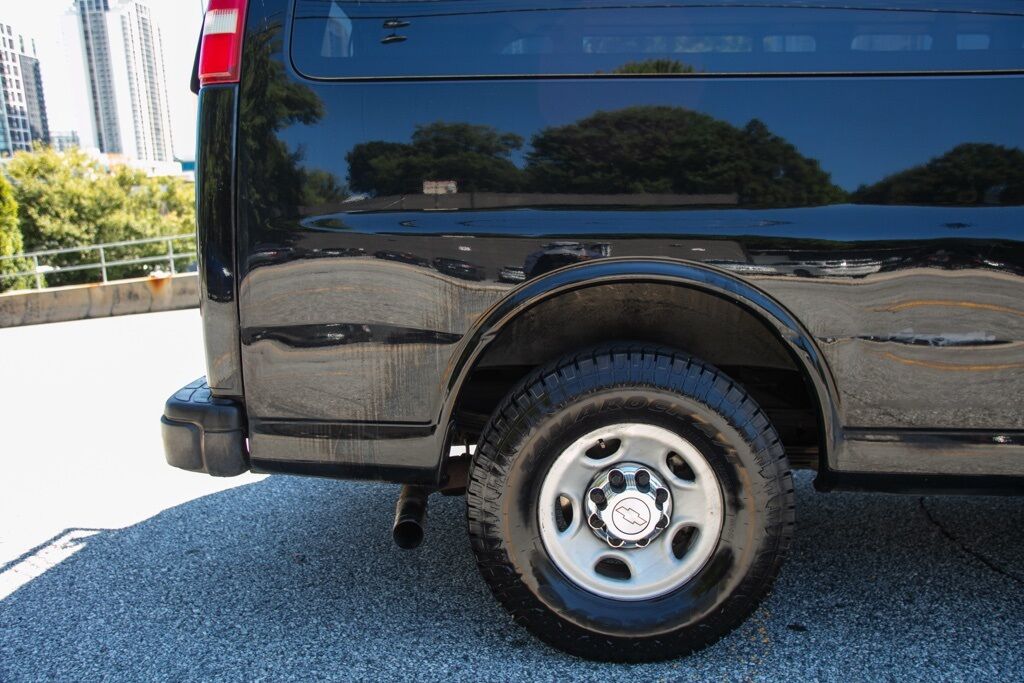 2018 Chevrolet Express 3500 LT photo 10