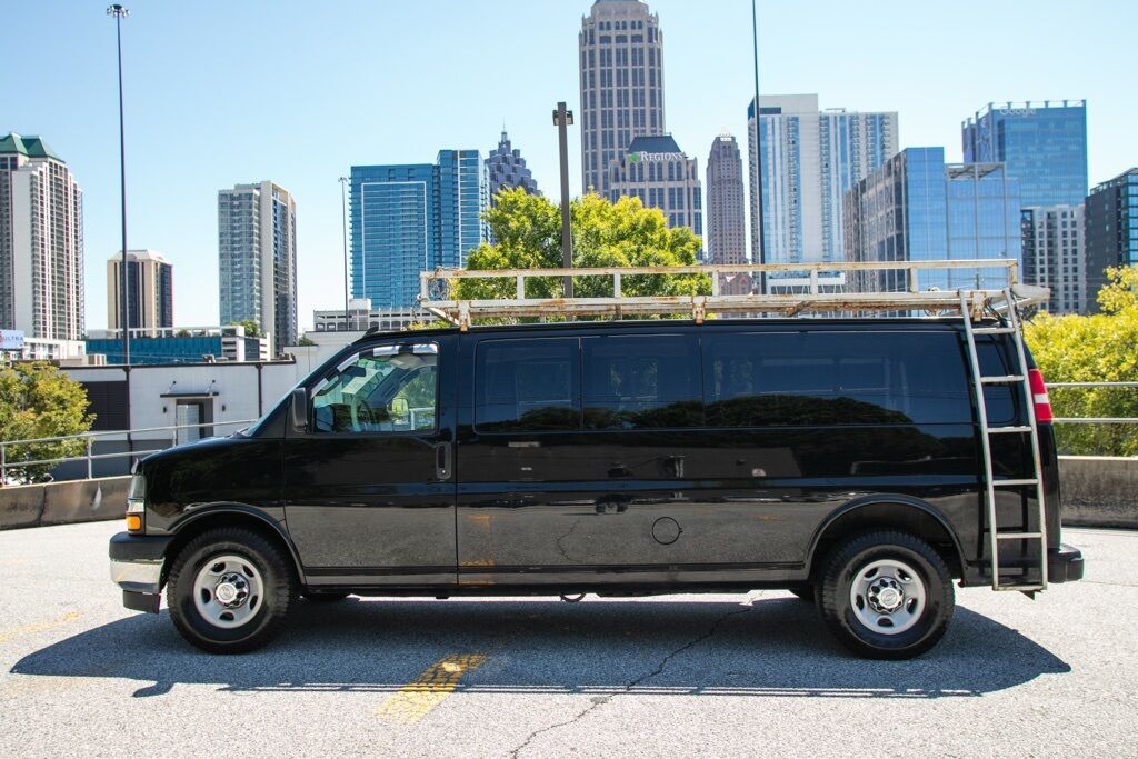 2018 Chevrolet Express 3500 LT photo 4