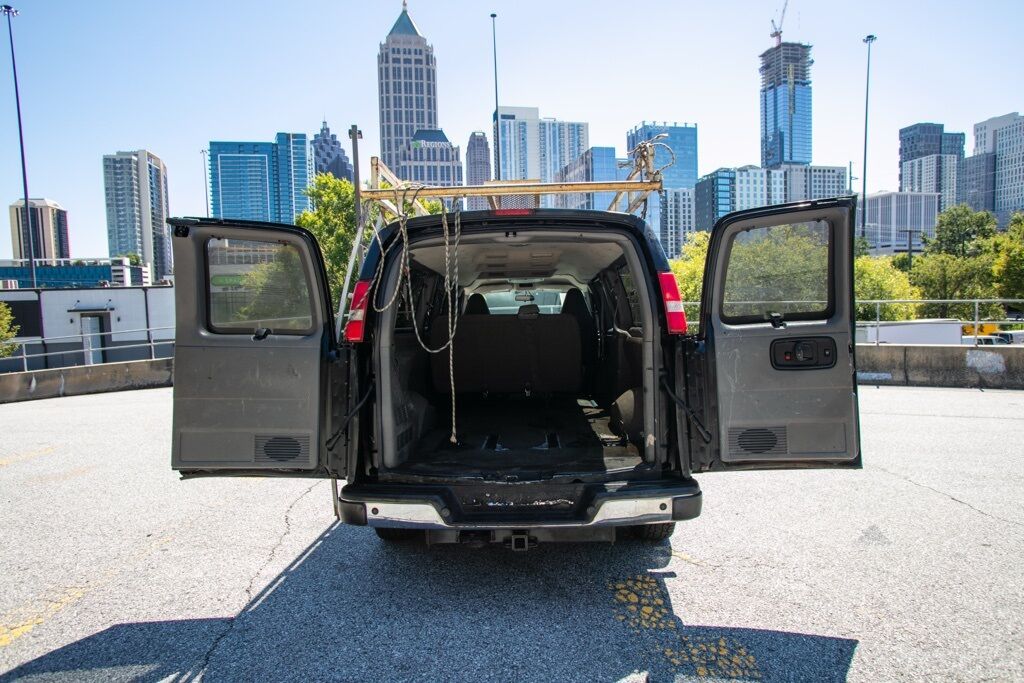 2018 Chevrolet Express 3500 LT photo 13