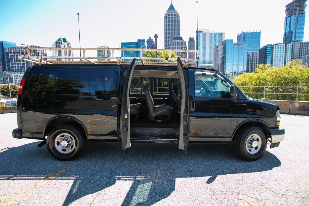 2018 Chevrolet Express 3500 LT photo 7