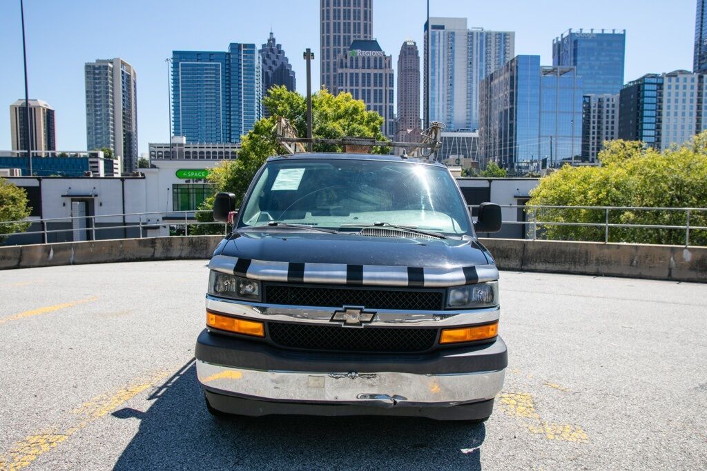 2018 Chevrolet Express 3500 LT photo 3
