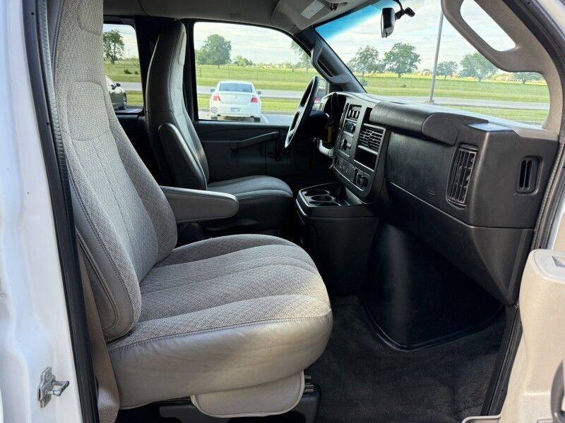 2018 Chevrolet Express 3500 Passenger Van LT Collinsville OK