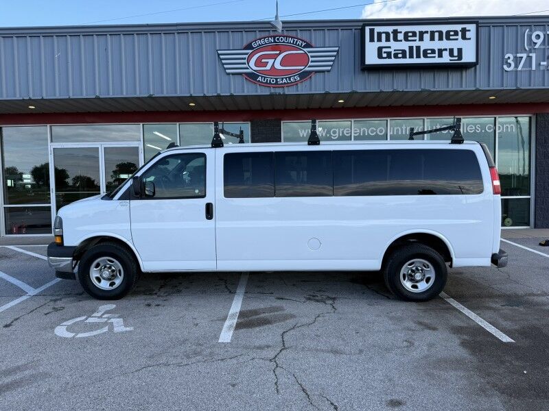 2018 Chevrolet Express 3500 Passenger Van LT Collinsville OK