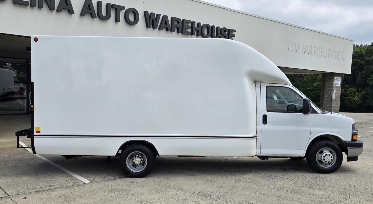 2018 Chevrolet Express Commercial Cutaway 3500 14ft Box W/Tuck-Under Liftgate Concord NC