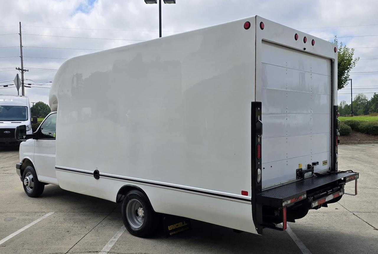 2018 Chevrolet Express Commercial Cutaway 3500 14ft Box W/Tuck-Under Liftgate Concord NC
