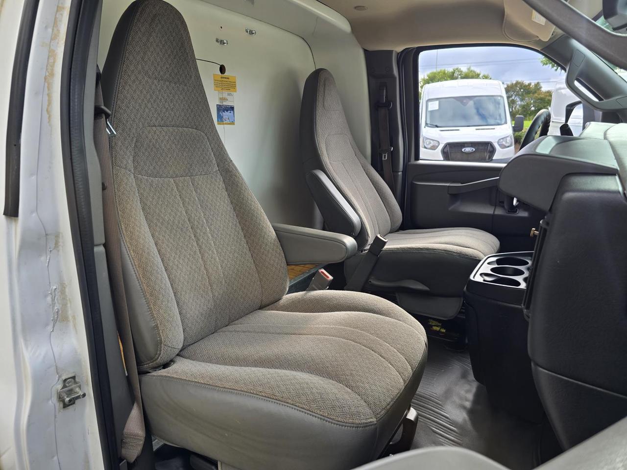2018 Chevrolet Express Commercial Cutaway 3500 14ft Box W/Tuck-Under Liftgate Concord NC