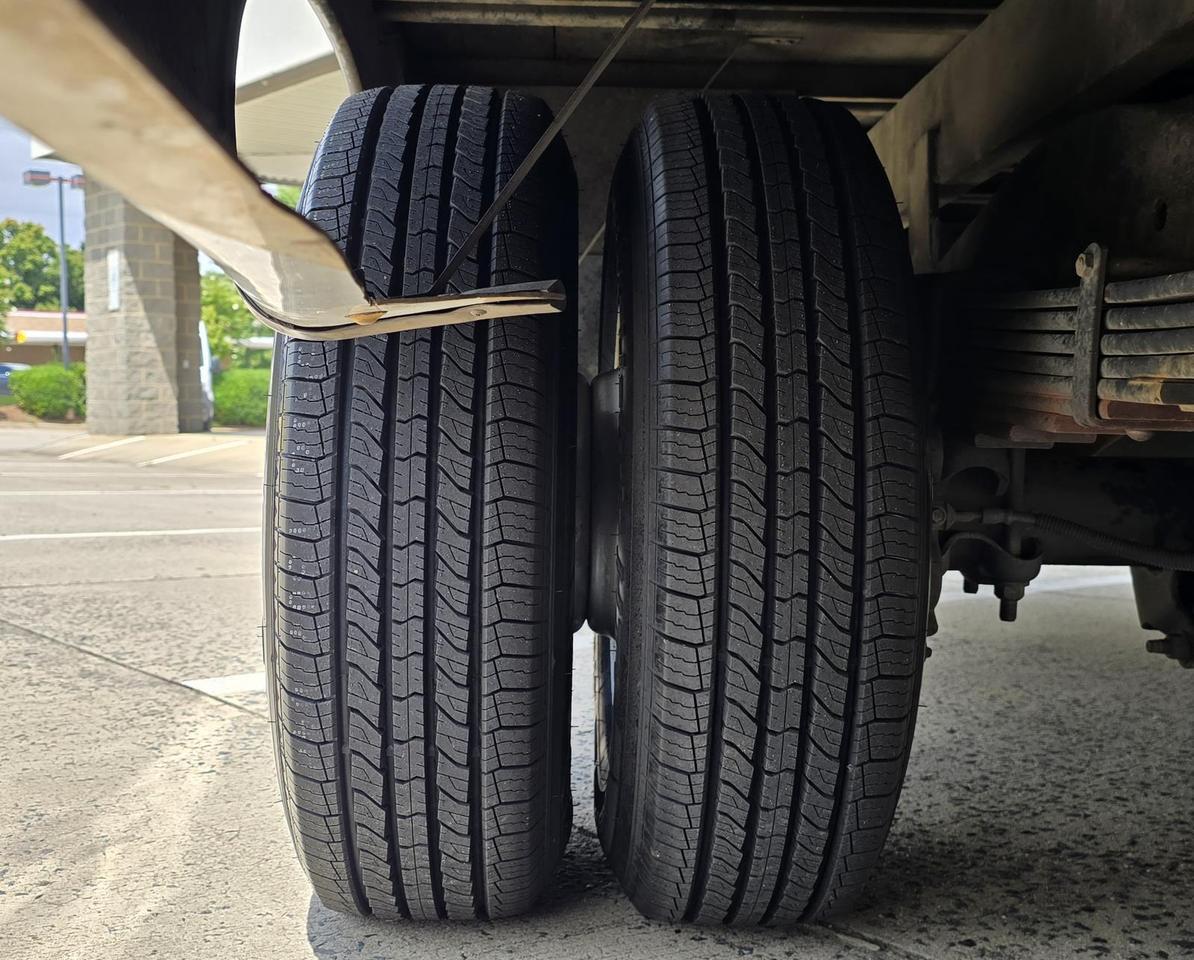 2018 Chevrolet Express Commercial Cutaway 3500 14ft Box W/Tuck-Under Liftgate Concord NC