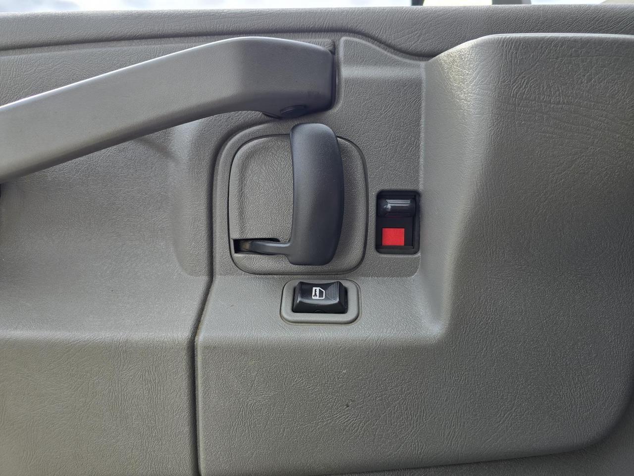 2018 Chevrolet Express Commercial Cutaway 3500 14ft Box W/Tuck-Under Liftgate Concord NC