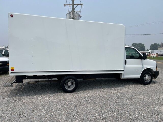 2018 Chevrolet Express Commercial Cutaway 3500 15' Box Truck Ashland VA