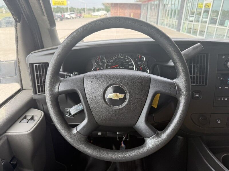 2018 Chevrolet Express G2500 Cargo Van 6.0L V8 73k mi's Collinsville OK