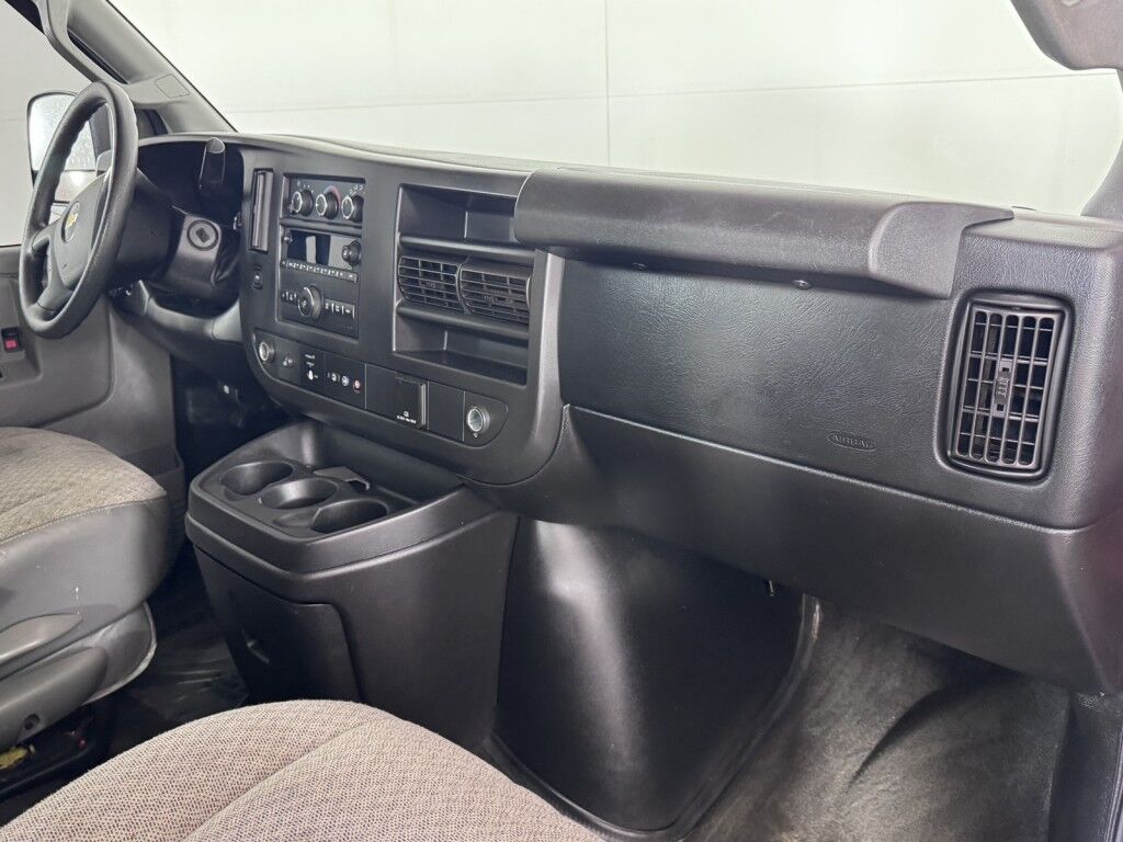 2018 Chevrolet Express Passenger 3500 LT 15 Passenger Maumee OH