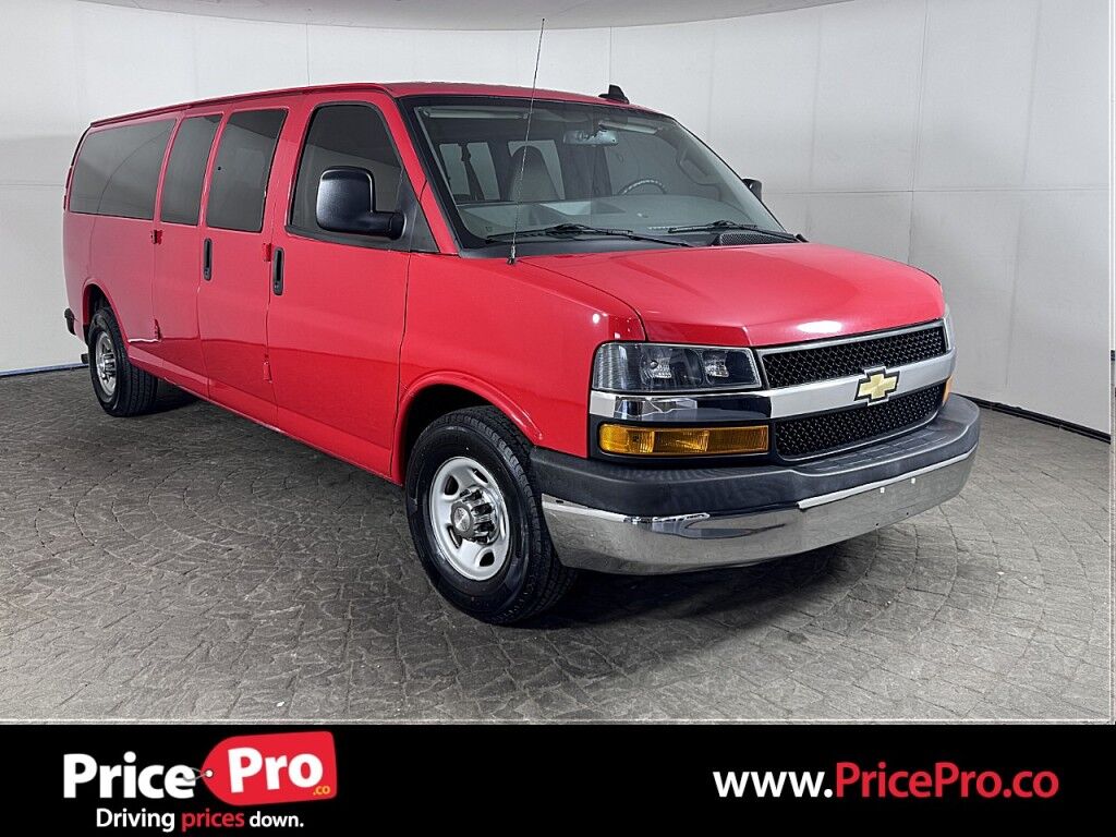 2018 Chevrolet Express Passenger 3500 LT 15 Passenger Maumee OH