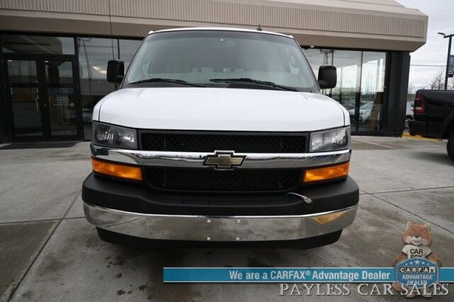 2018 Chevrolet Express Passenger LT
