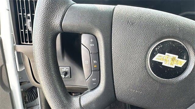 2018 Chevrolet Express Passenger LT New Braunfels TX